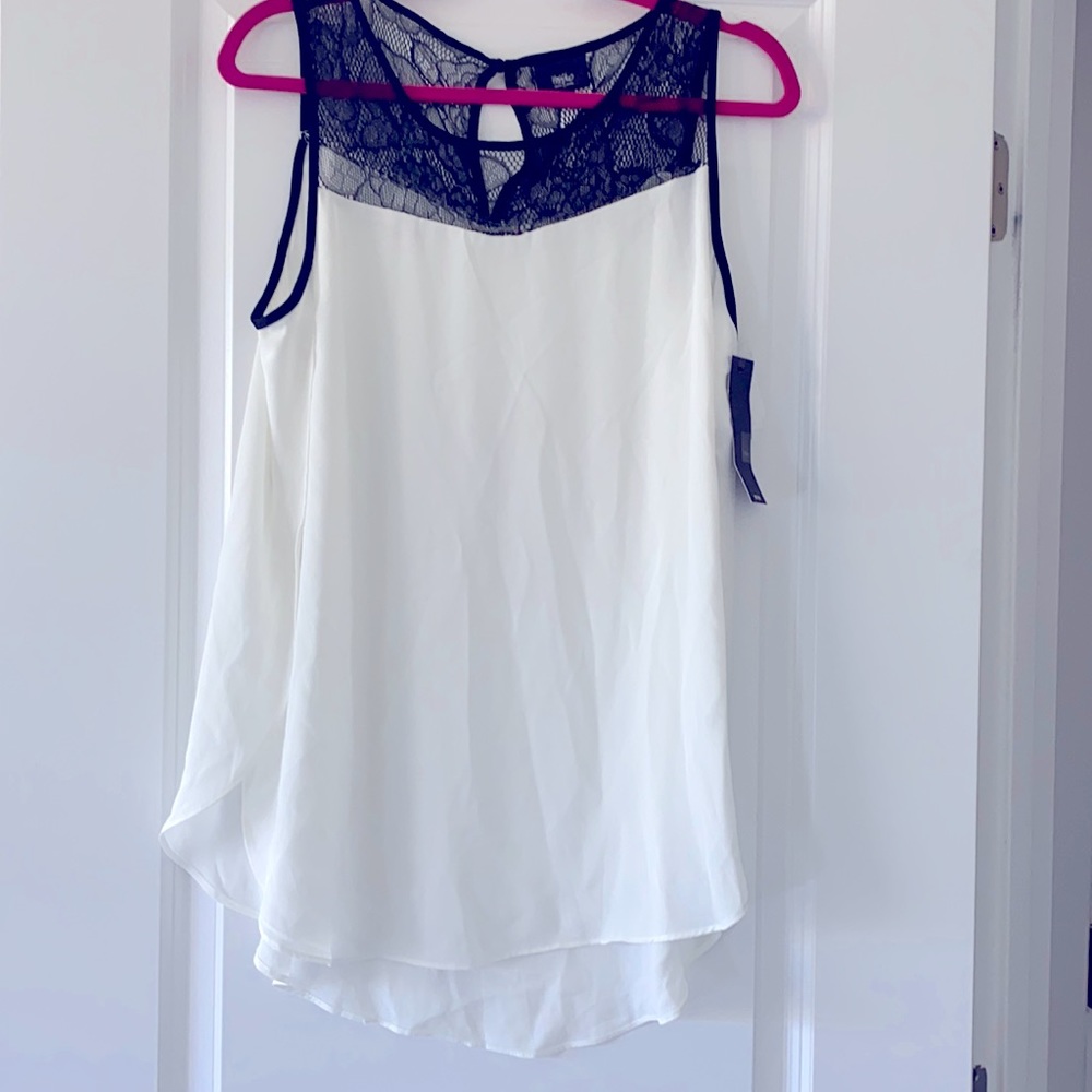 NEW!!! Mossimo white medium blouse